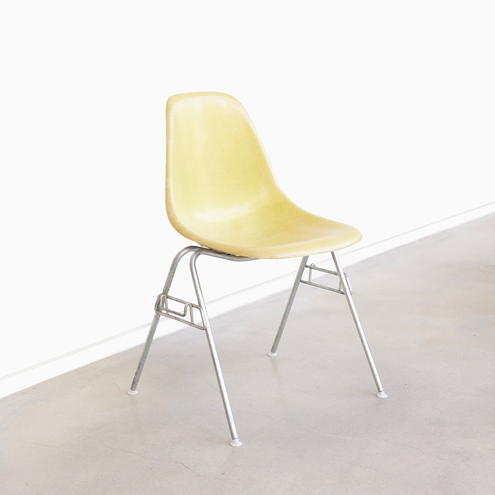 [B급제품] DSS Chair (Lemon Yellow)