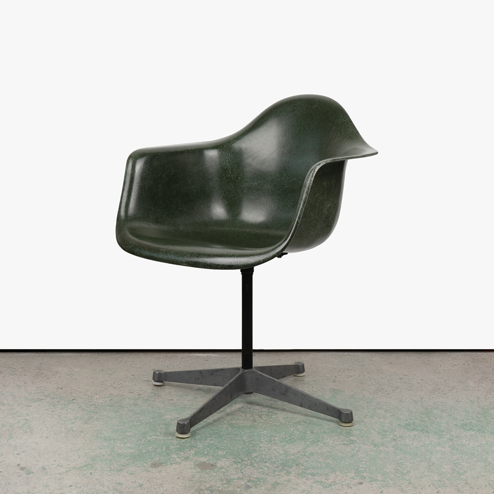 PAC Chair (Olive Green Dark)